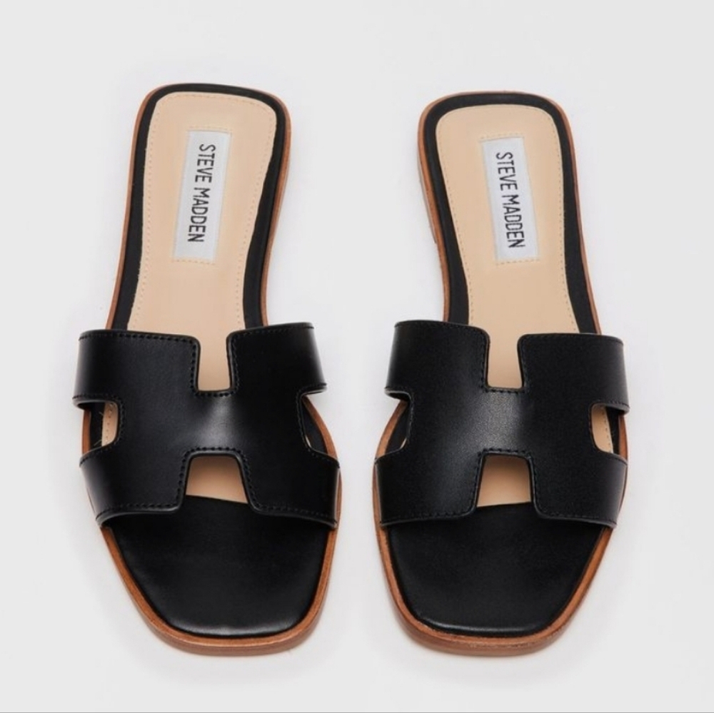 Hadyn Black Flats Sandals